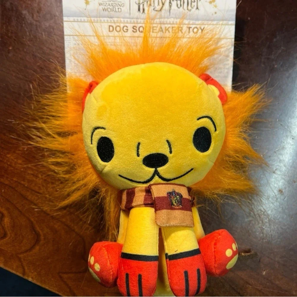 Harry Potter Dog Squeaker Toy, Gryffindor by Buckle-Down, NWT